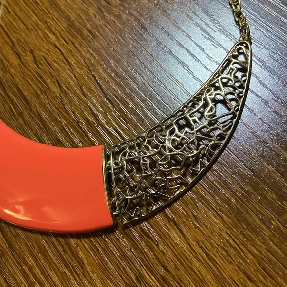 Necklace - Picture 5 of 11